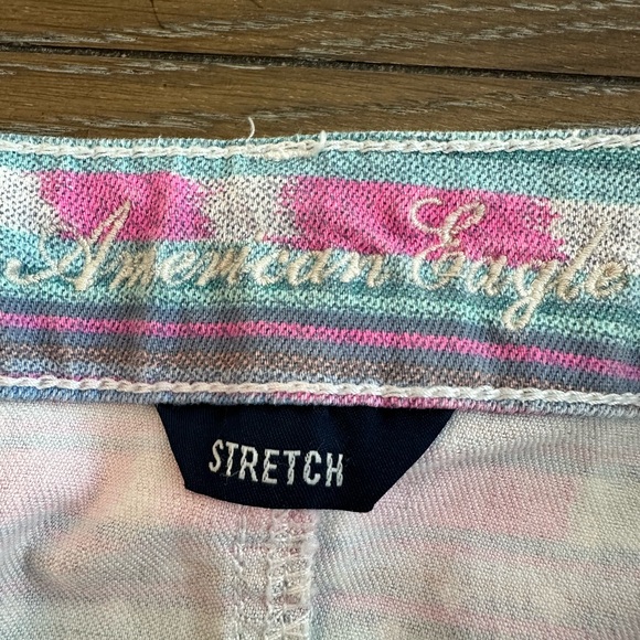 American Eagle Stretch Shorts Size 10 - Picture 5 of 5